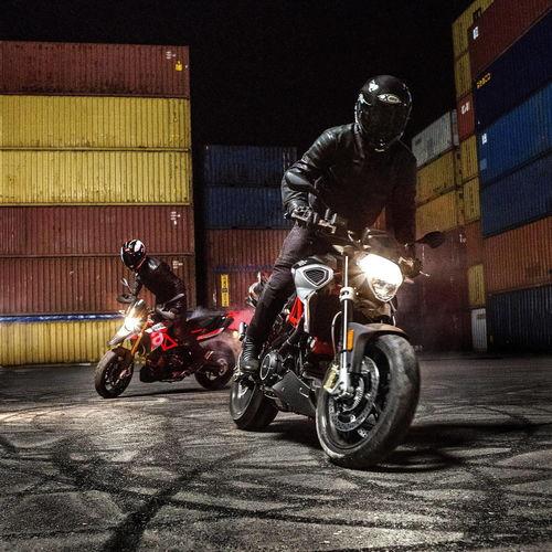 国产阿v,创新驱动,引领中国影视产业新潮流 第3张 国产阿v,创新驱动,引领中国影视产业新潮流 第3张